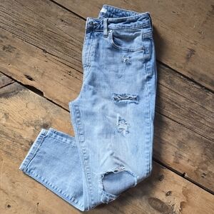 Distressed Light Blue Jeans